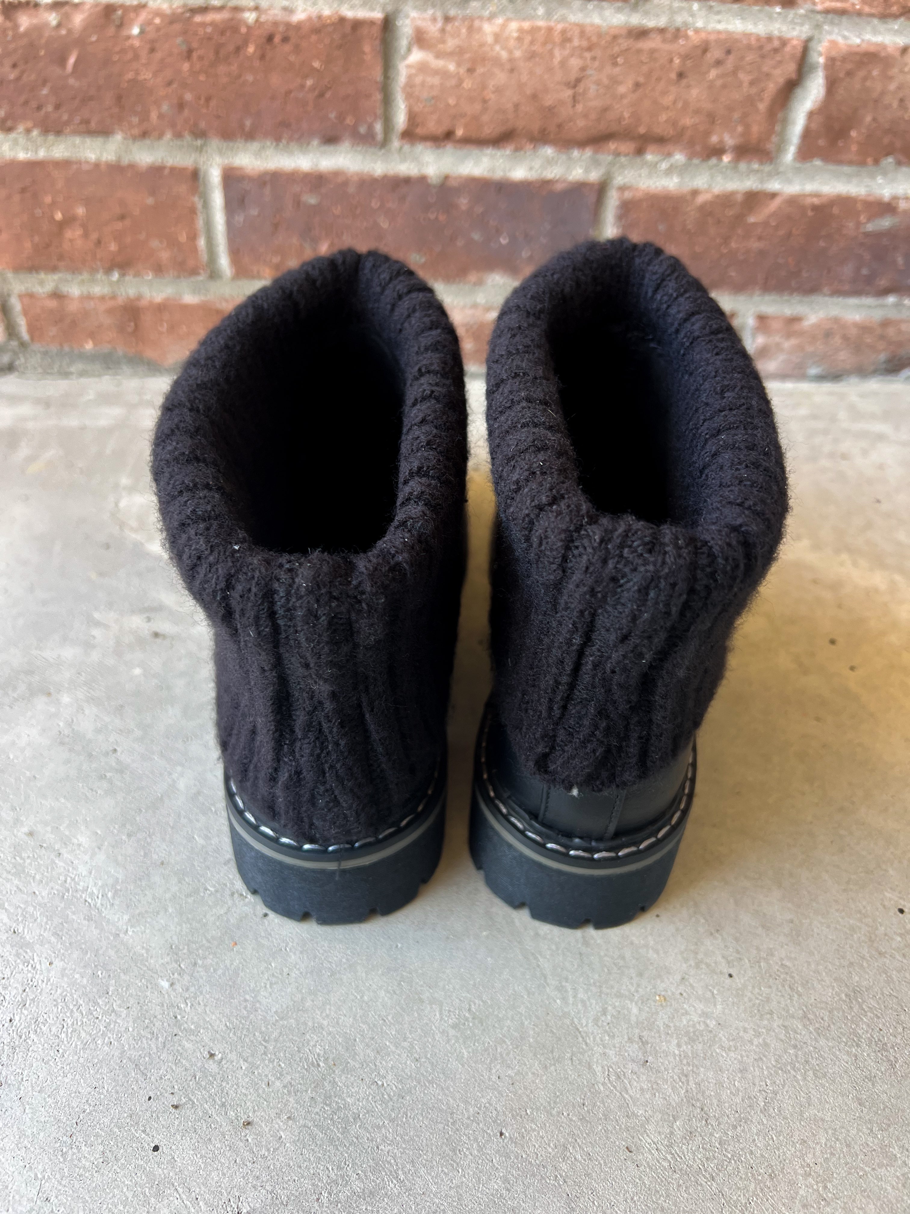 Corkys Quiver Booties - Black