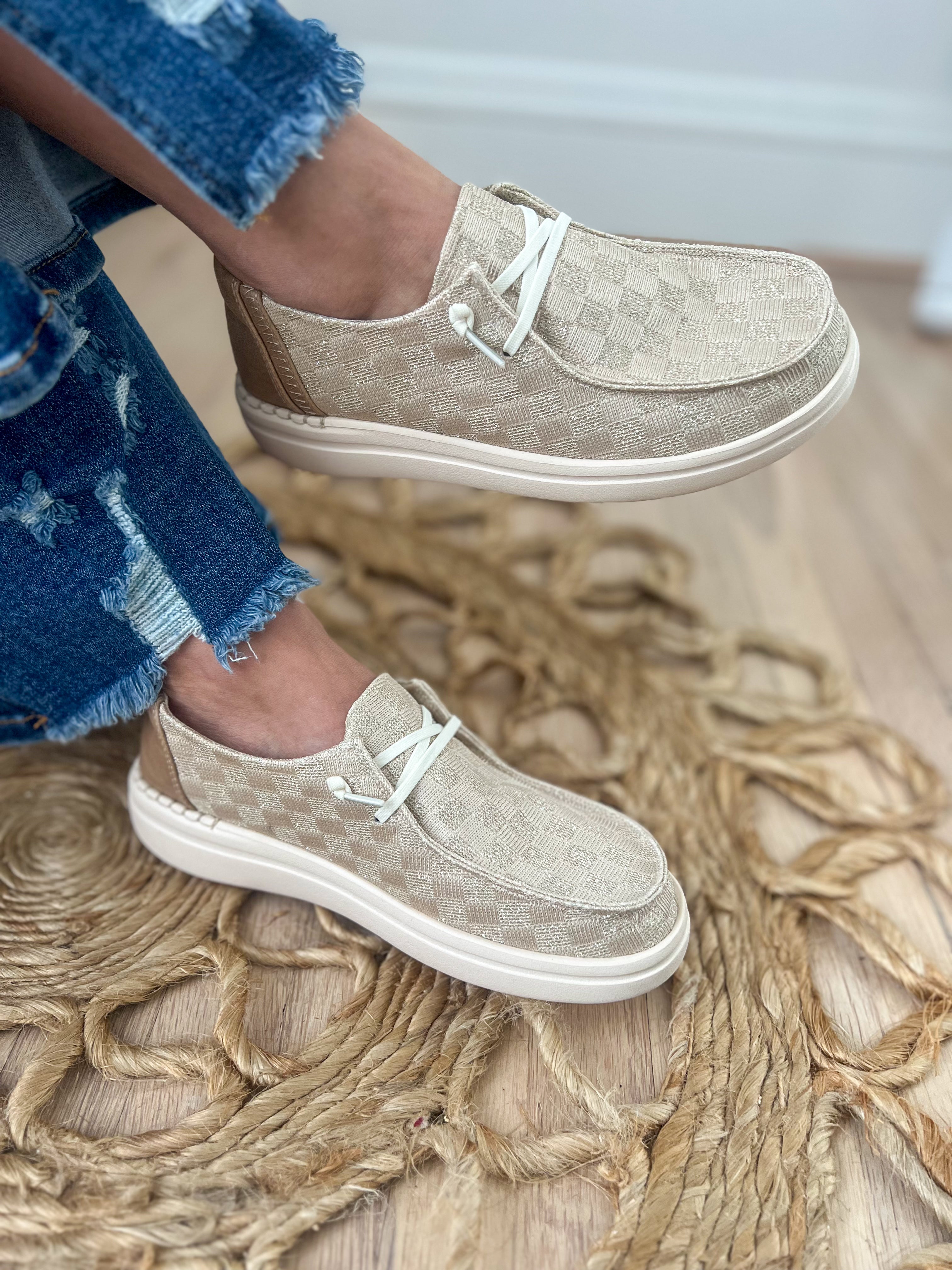 Corkys Kayak - Champagne Check