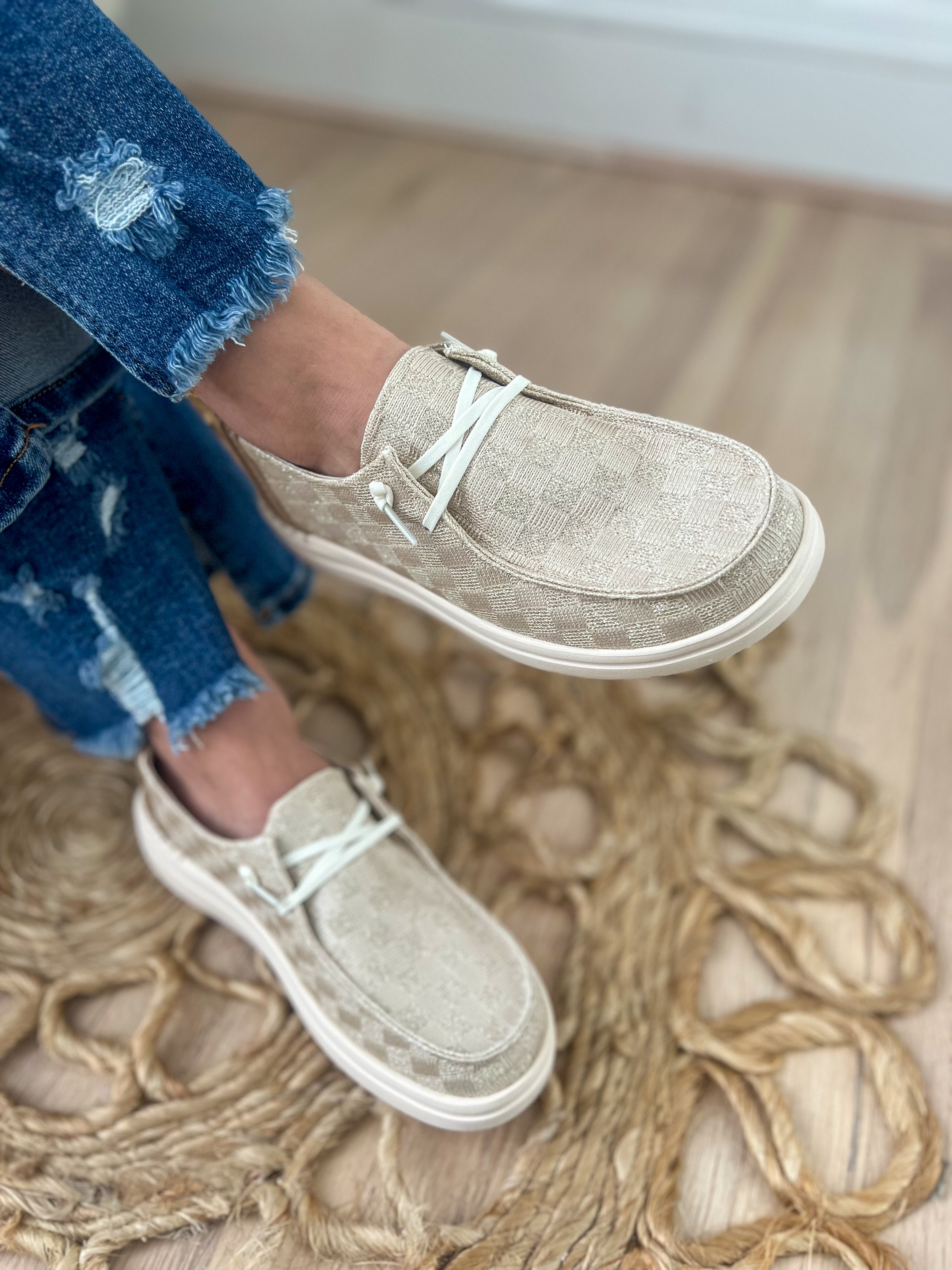 Corkys Kayak - Champagne Check