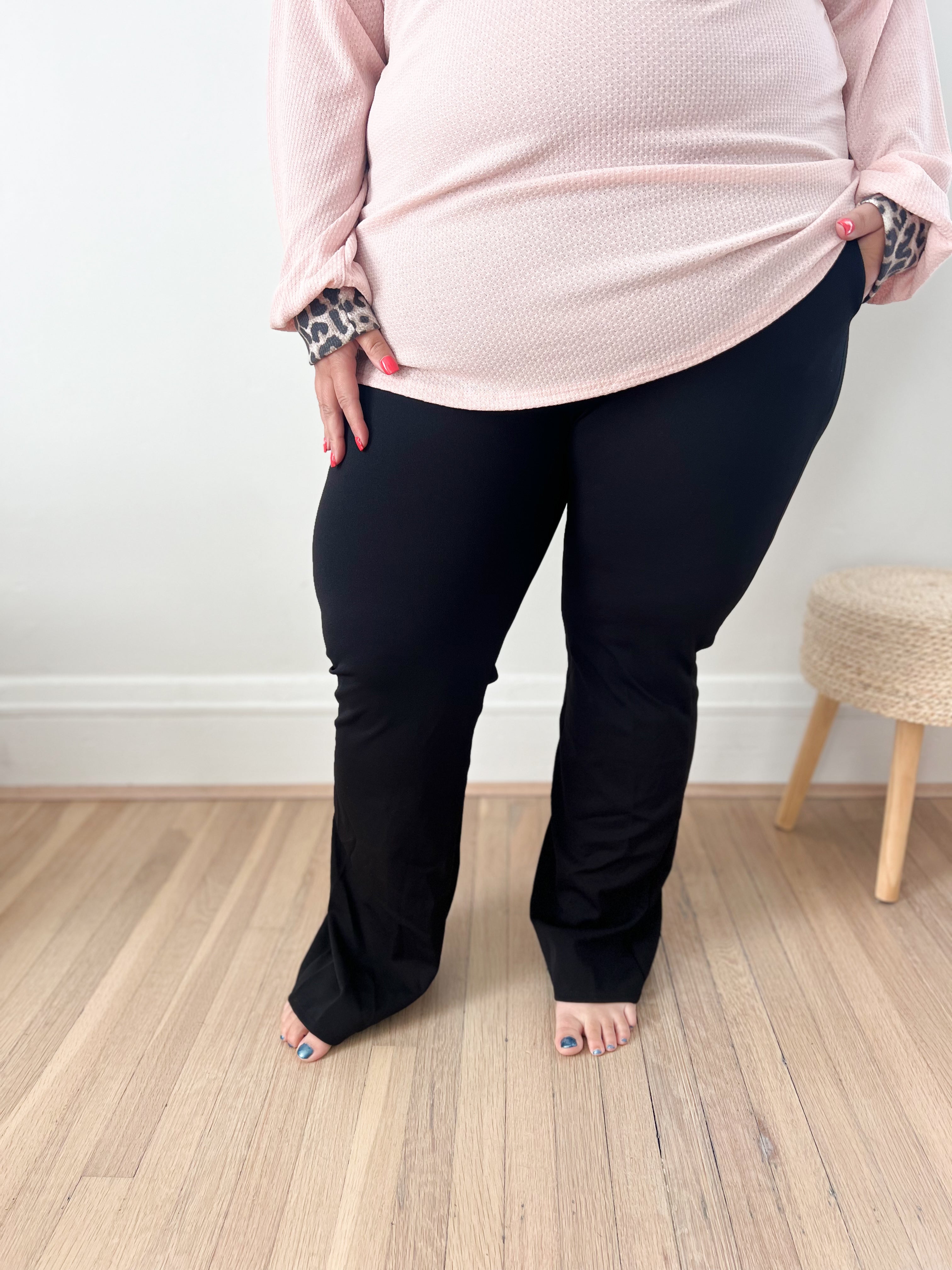 Logan Stretchy Flare Pants - Black