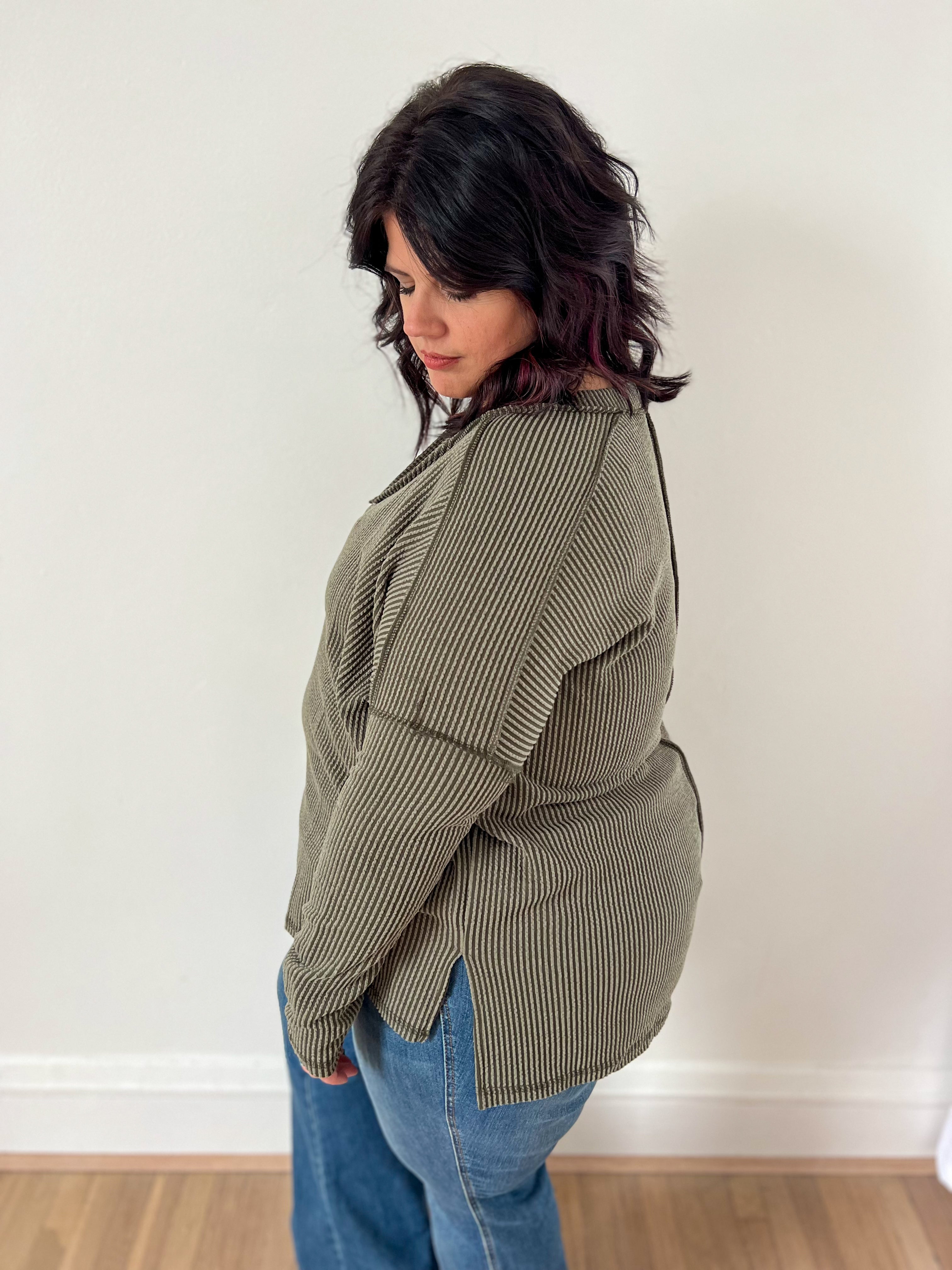 Khloe V-neck Top - Olive