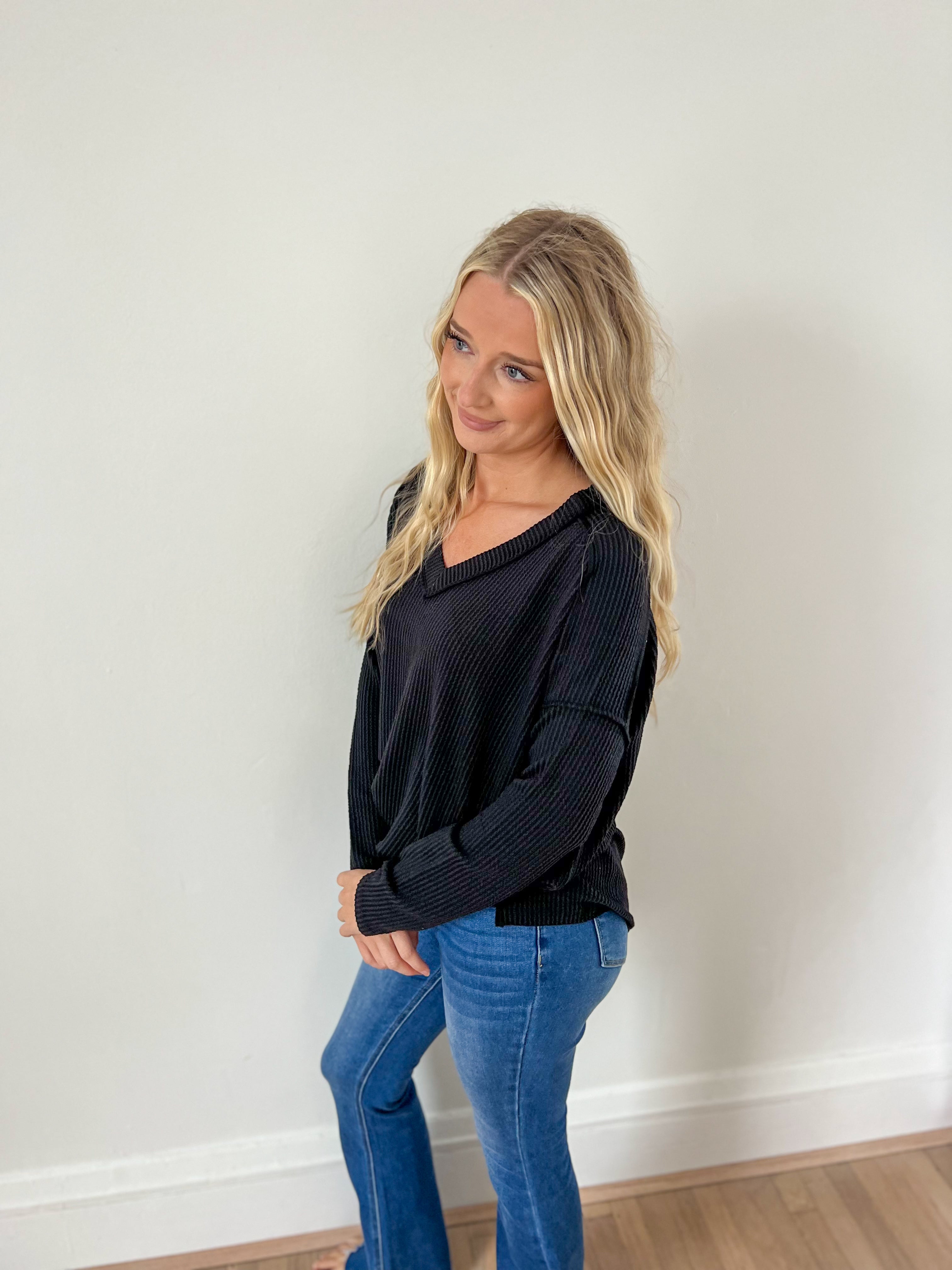 DOORBUSTER Khole V-neck Top - Black