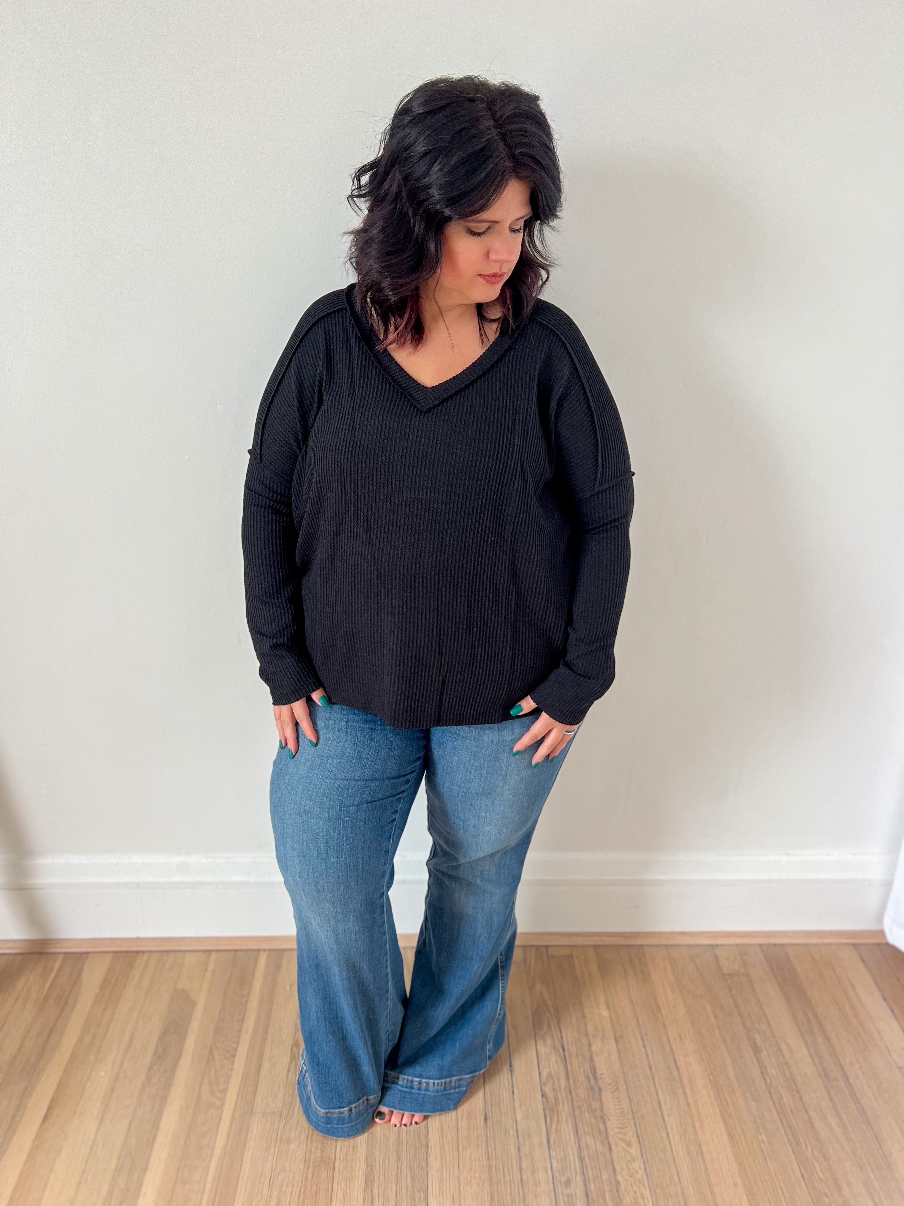 DOORBUSTER Khole V-neck Top - Black