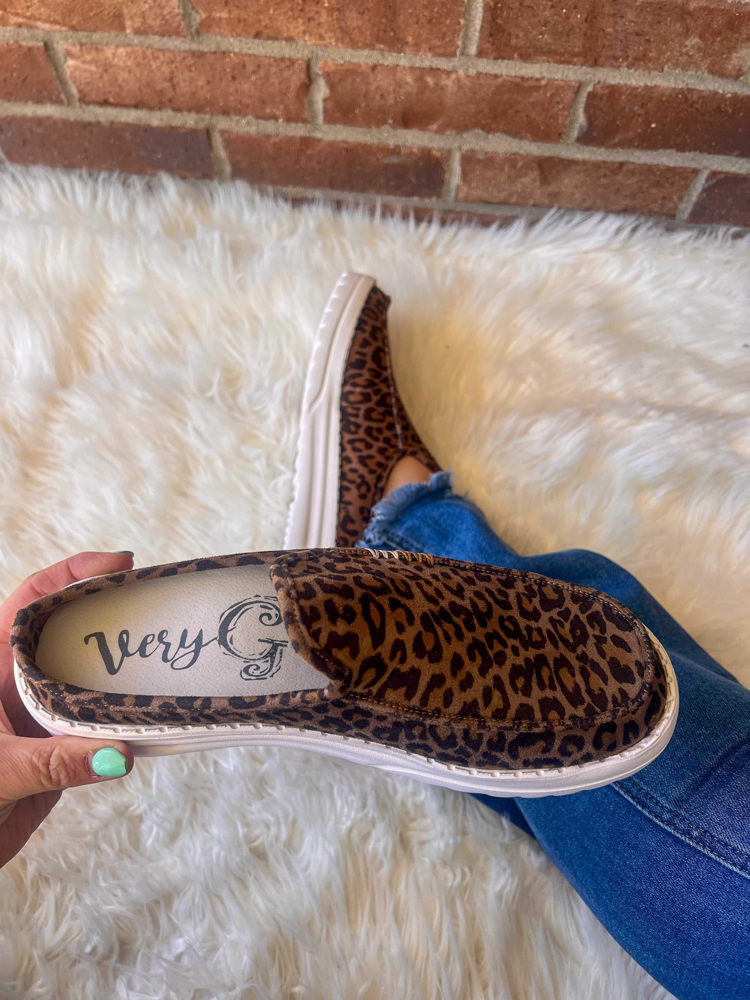 Very G Brisas Slip On Sneakers - Tan Leopard
