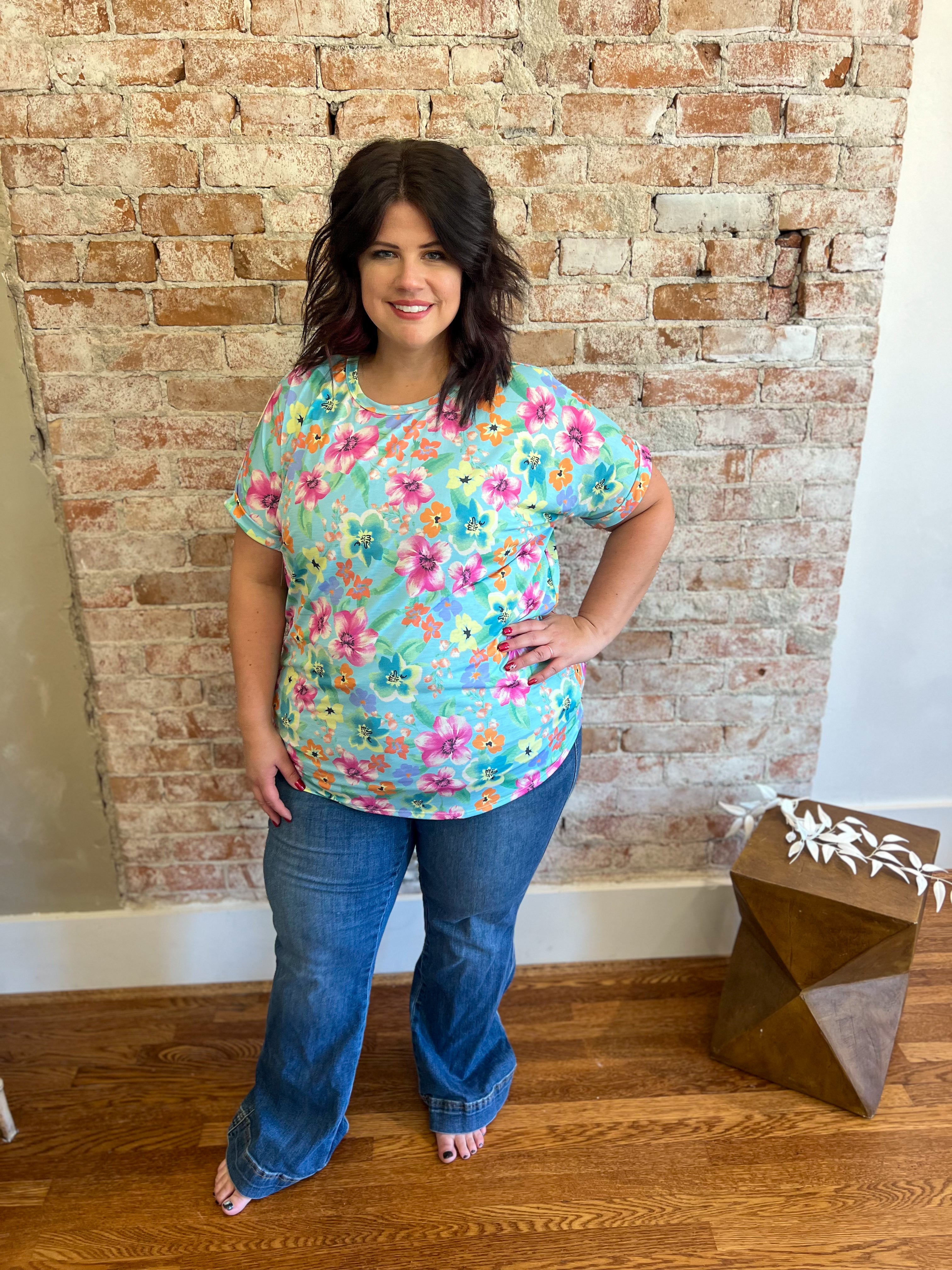 DOORBUSTER Melody Aqua Floral Short Sleeve Top