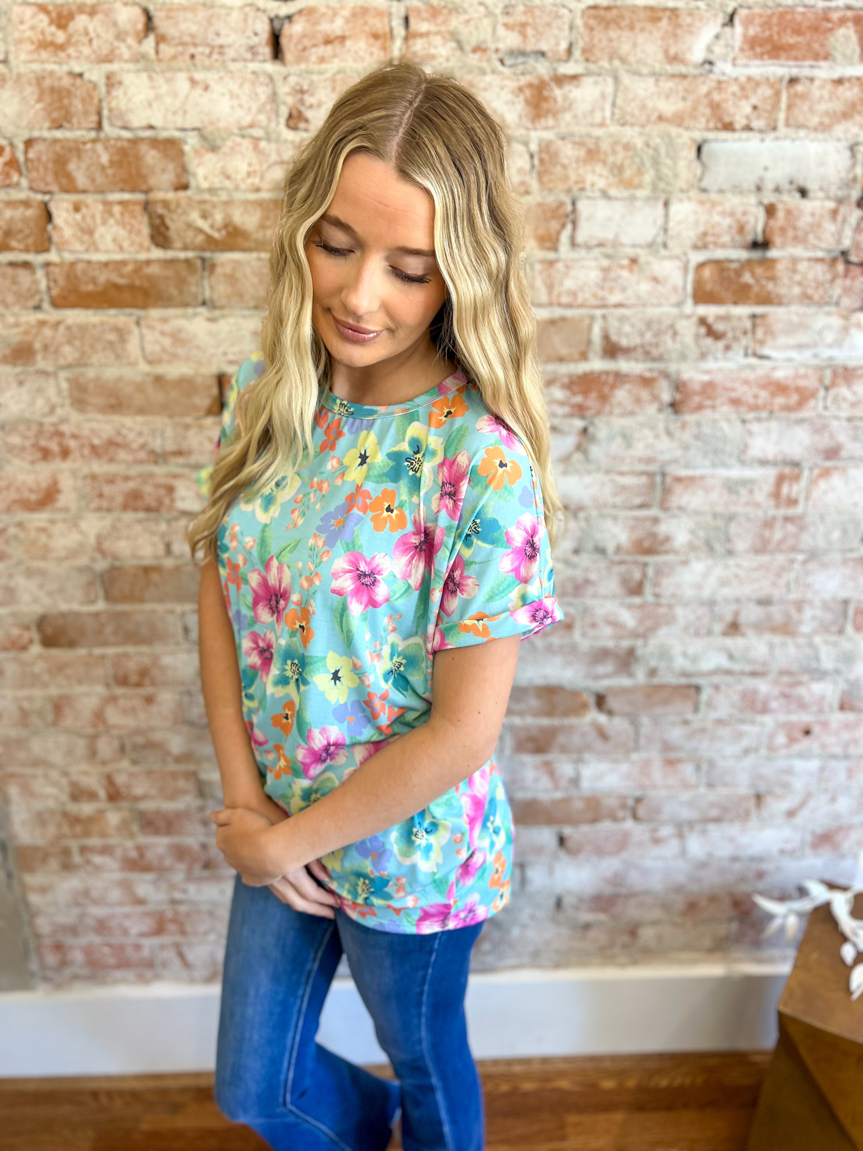 DOORBUSTER Melody Aqua Floral Short Sleeve Top