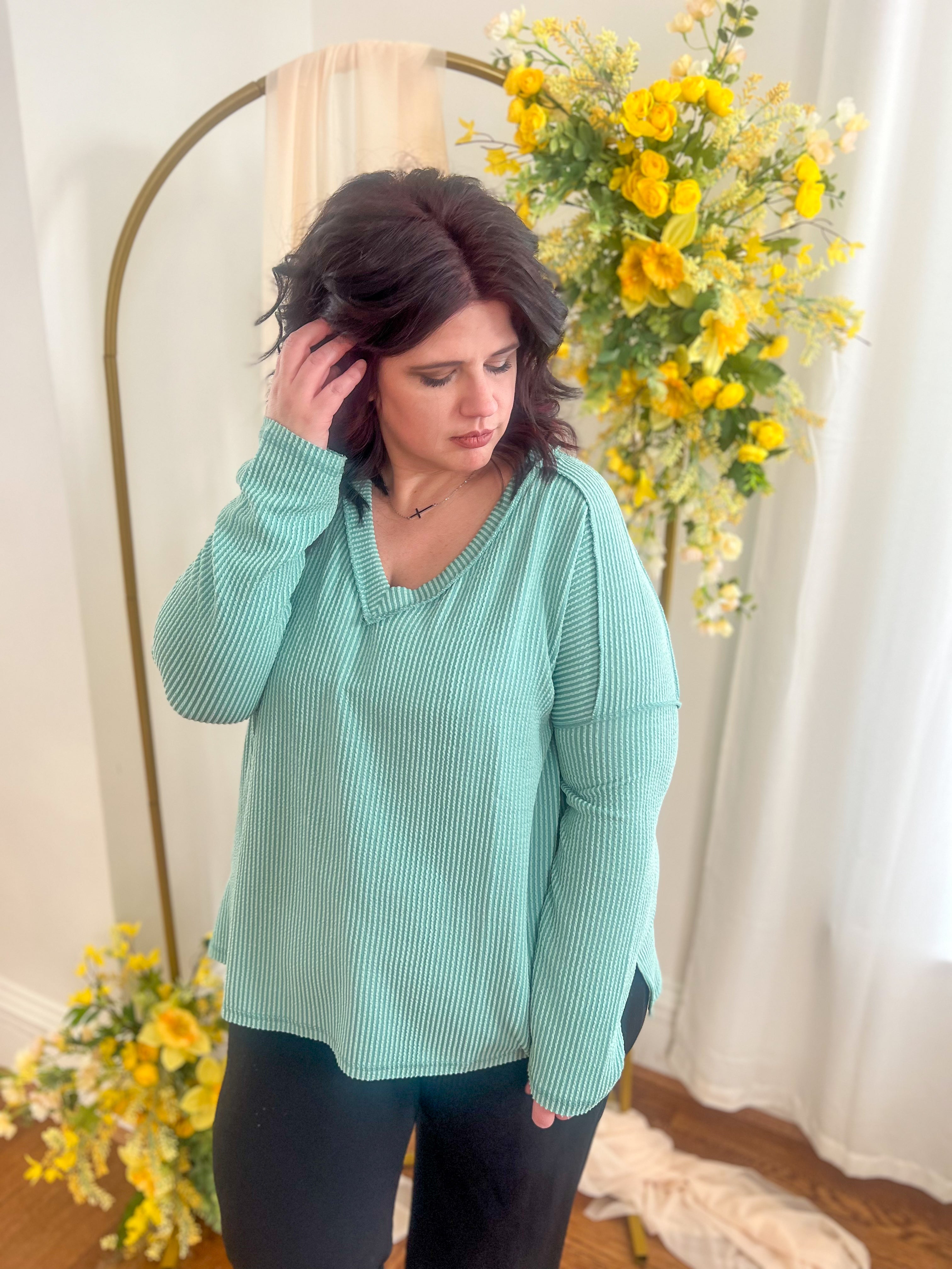 Khloe V-neck Top - Mint