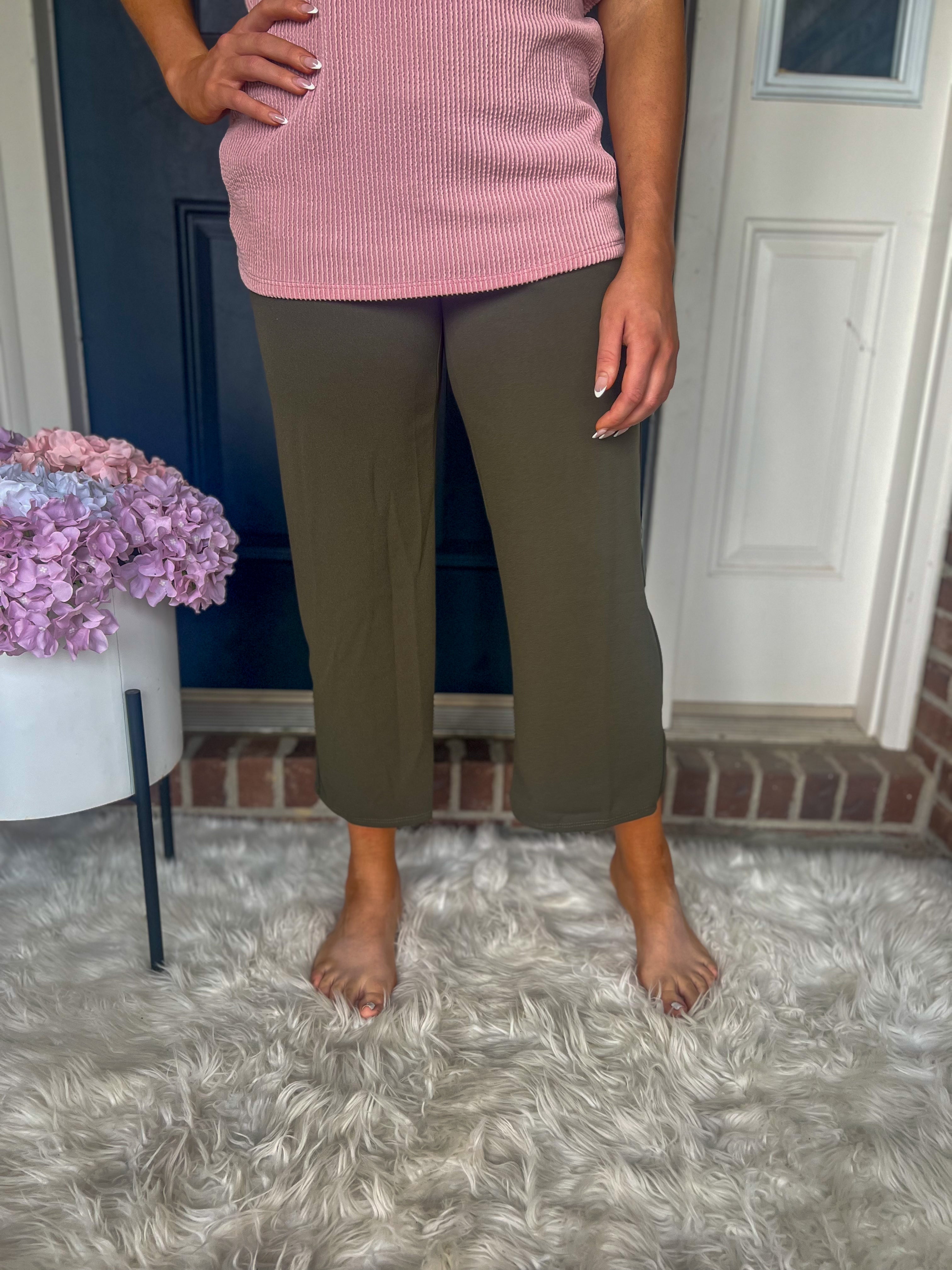 Lucy Wide Leg Stretchy Crop Pants - Olive