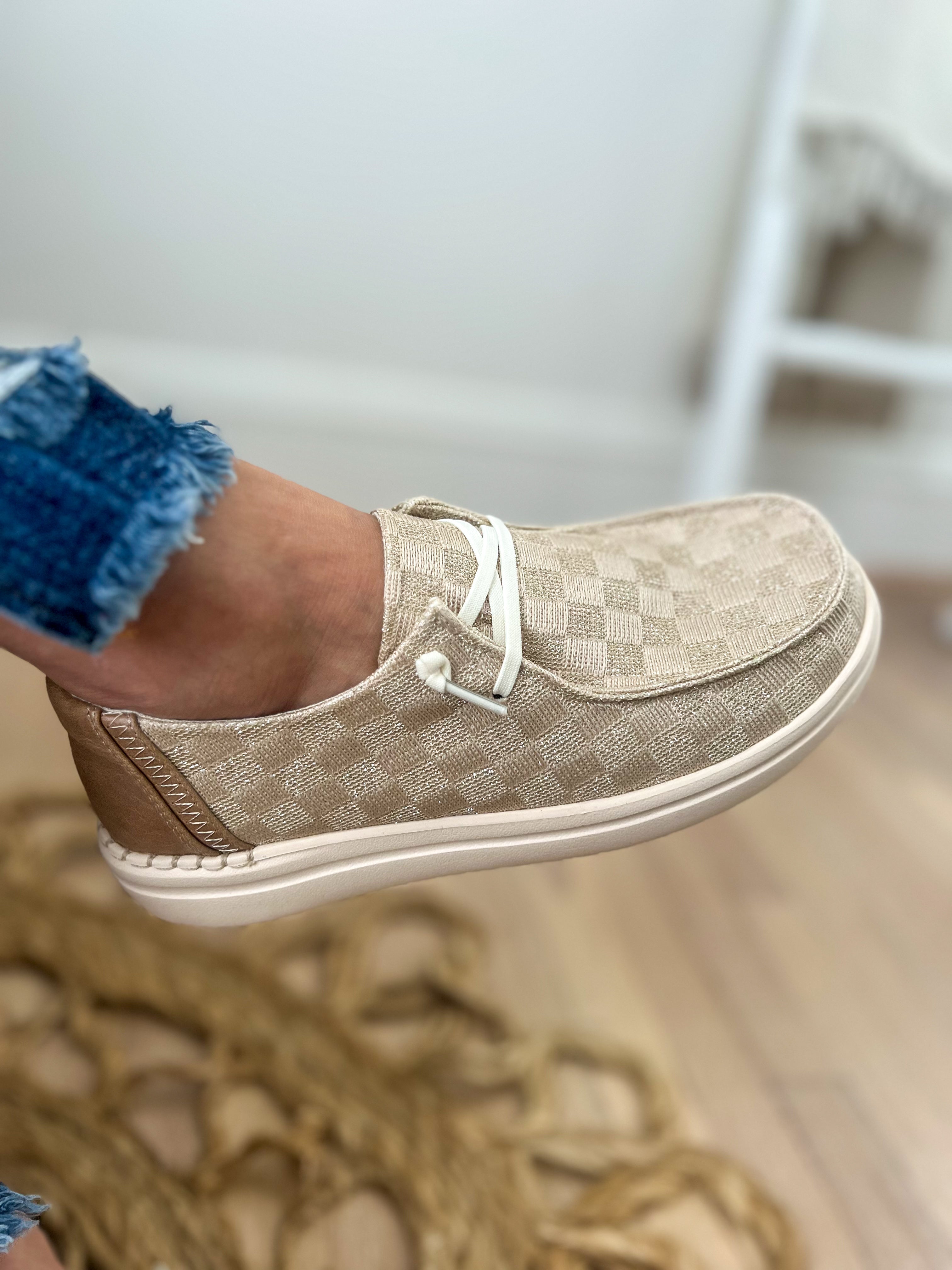 Corkys Kayak - Champagne Check