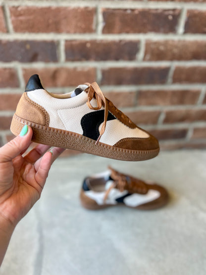 Corkys Spoiler Alert Sneakers - Tan