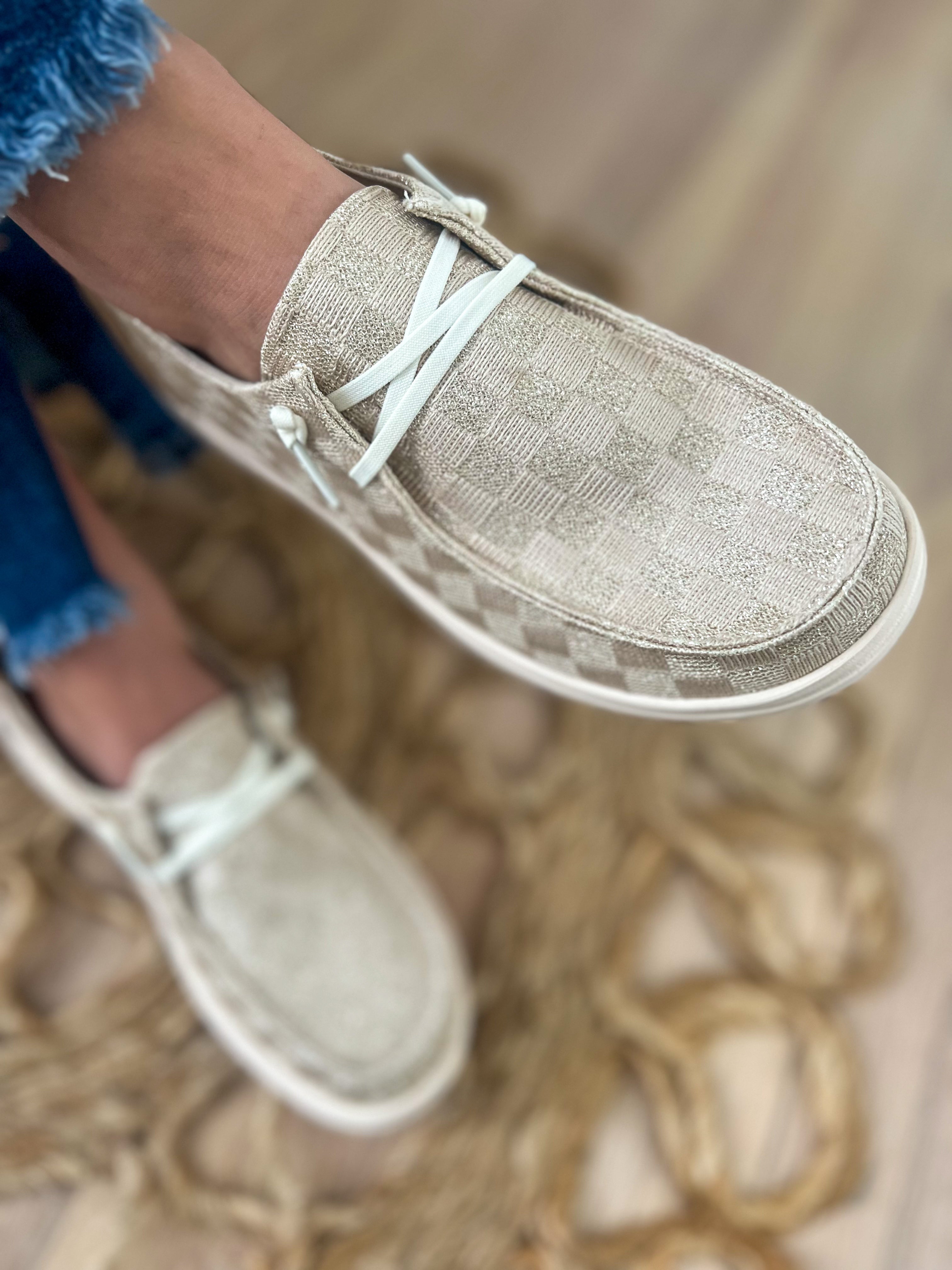 Corkys Kayak - Champagne Check