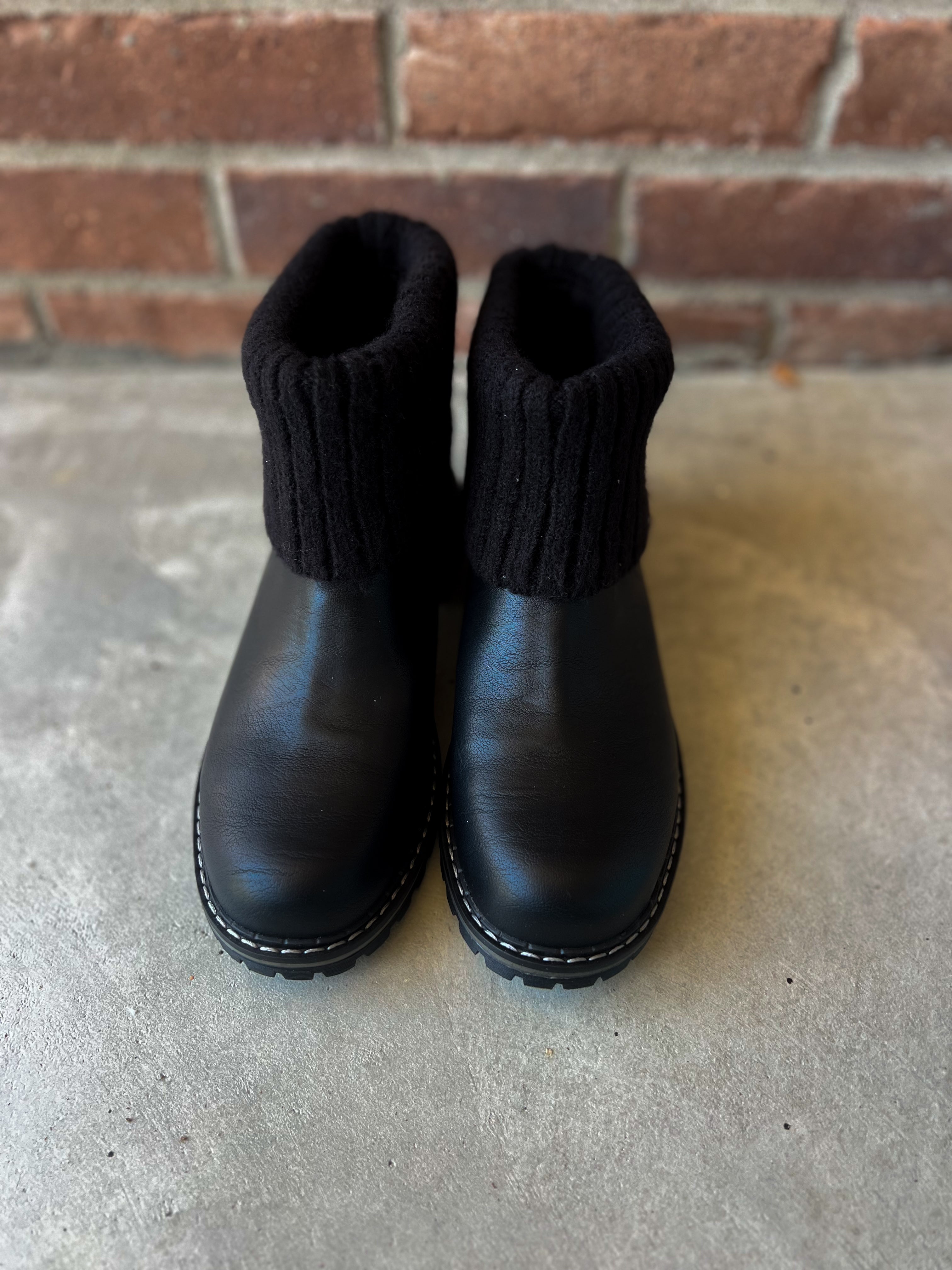 Corkys Quiver Booties - Black