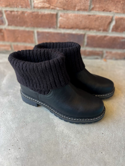 Corkys Quiver Booties - Black