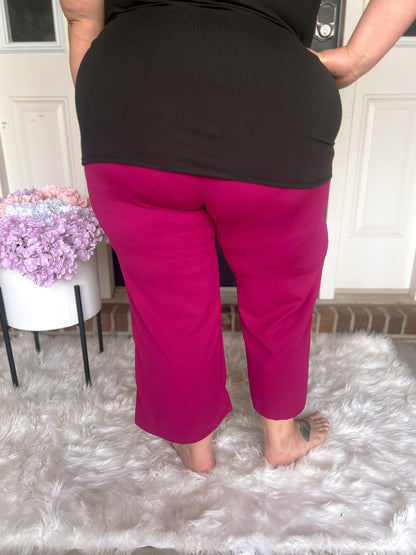 Lucy Wide Leg Stretchy Crop Pants - Magenta