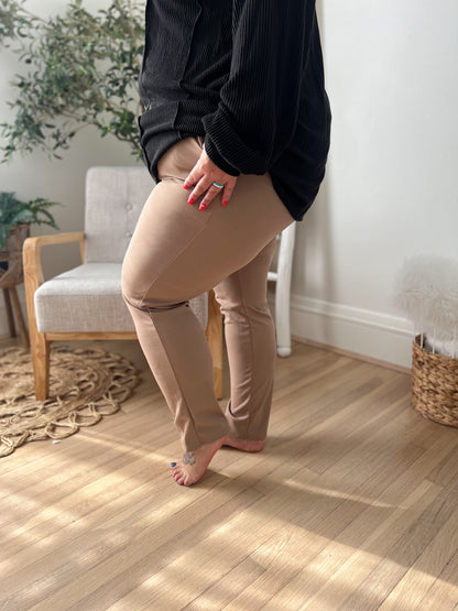 Leah Stretchy Straight Leg Pants - Mocha