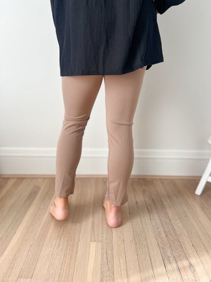 Leah Stretchy Straight Leg Pants - Mocha