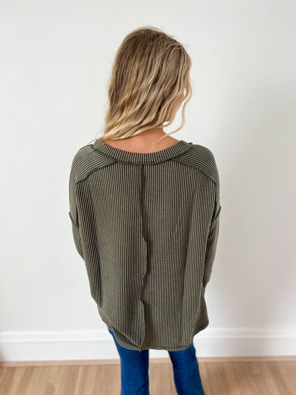 DOORBUSTER Khole V-neck Top - Olive