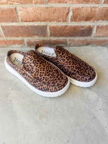 Very G Brisas Slip On Sneakers - Tan Leopard