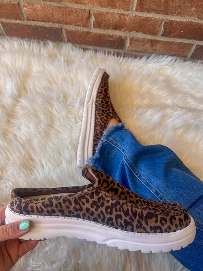 Very G Brisas Slip On Sneakers - Tan Leopard