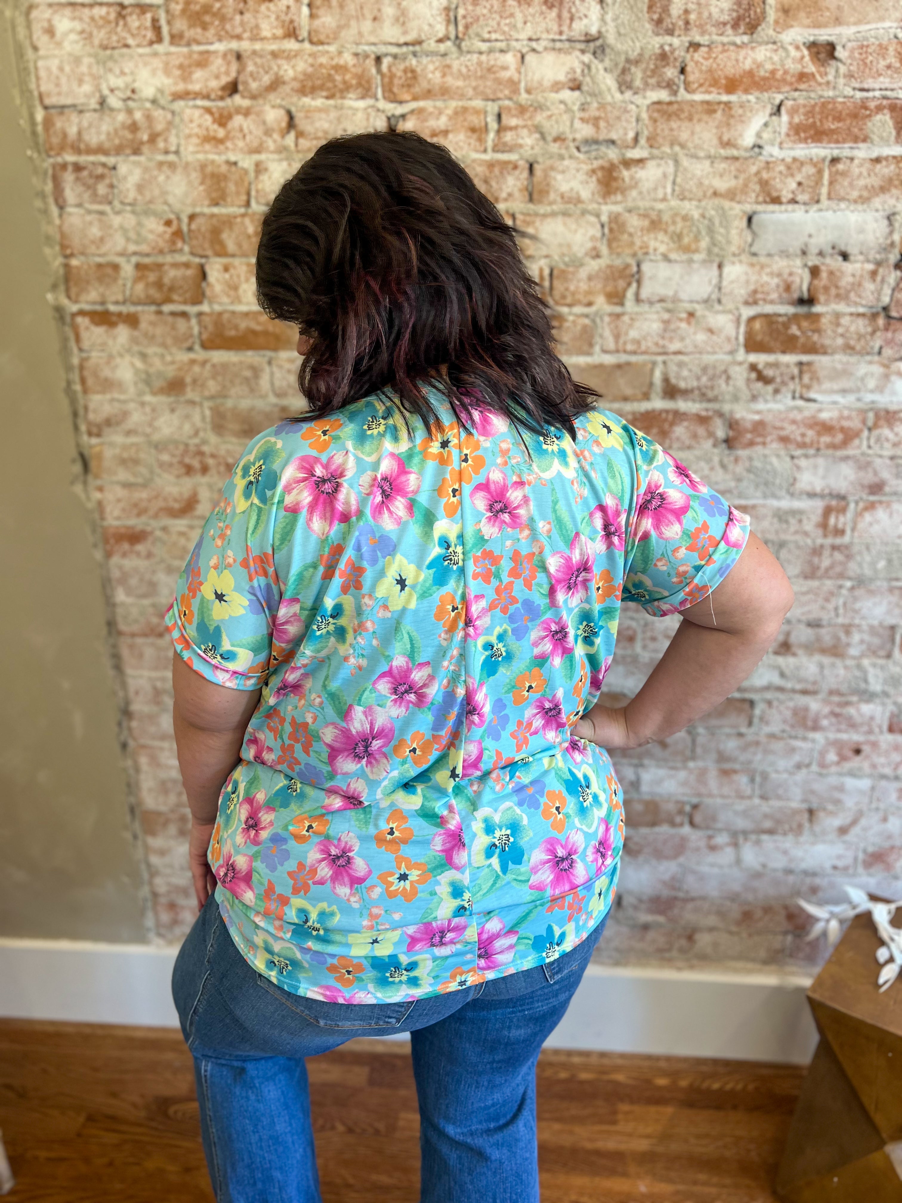 DOORBUSTER Melody Aqua Floral Short Sleeve Top