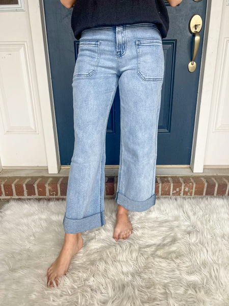 Blakeley Clover Front Pocket Jeans – Beck & Grace Boutique