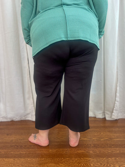 Lucy Wide Leg Stretchy Crop Pants - Black