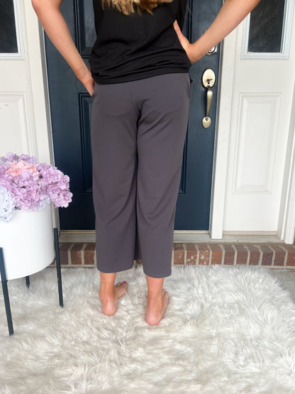 Lucy Wide Leg Stretchy Crop Pants - Charcoal