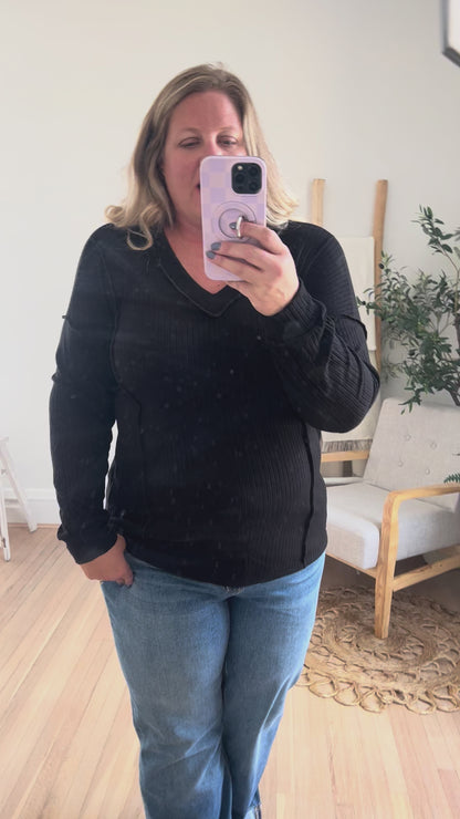 DOORBUSTER Mia Black V-neck Top