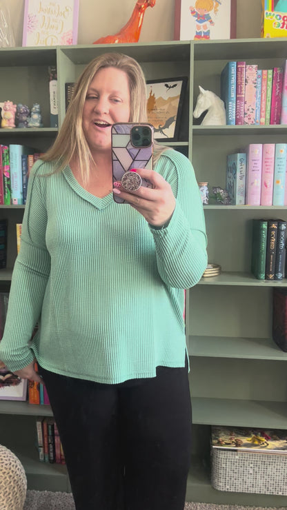 Khloe V-neck Top - Mint